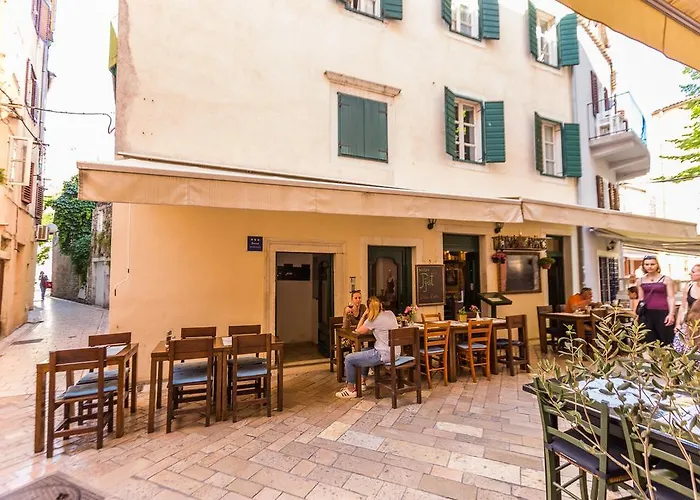 Апартаменты Stomorica *